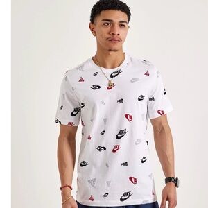 Nike Men's White and Red Logo Tee